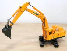 トミカ　KOMATSU パワーシャベル20・HT　1:48