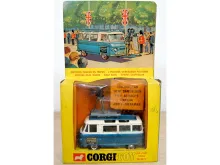 CORGI479　COMMER Mobile Camera Van